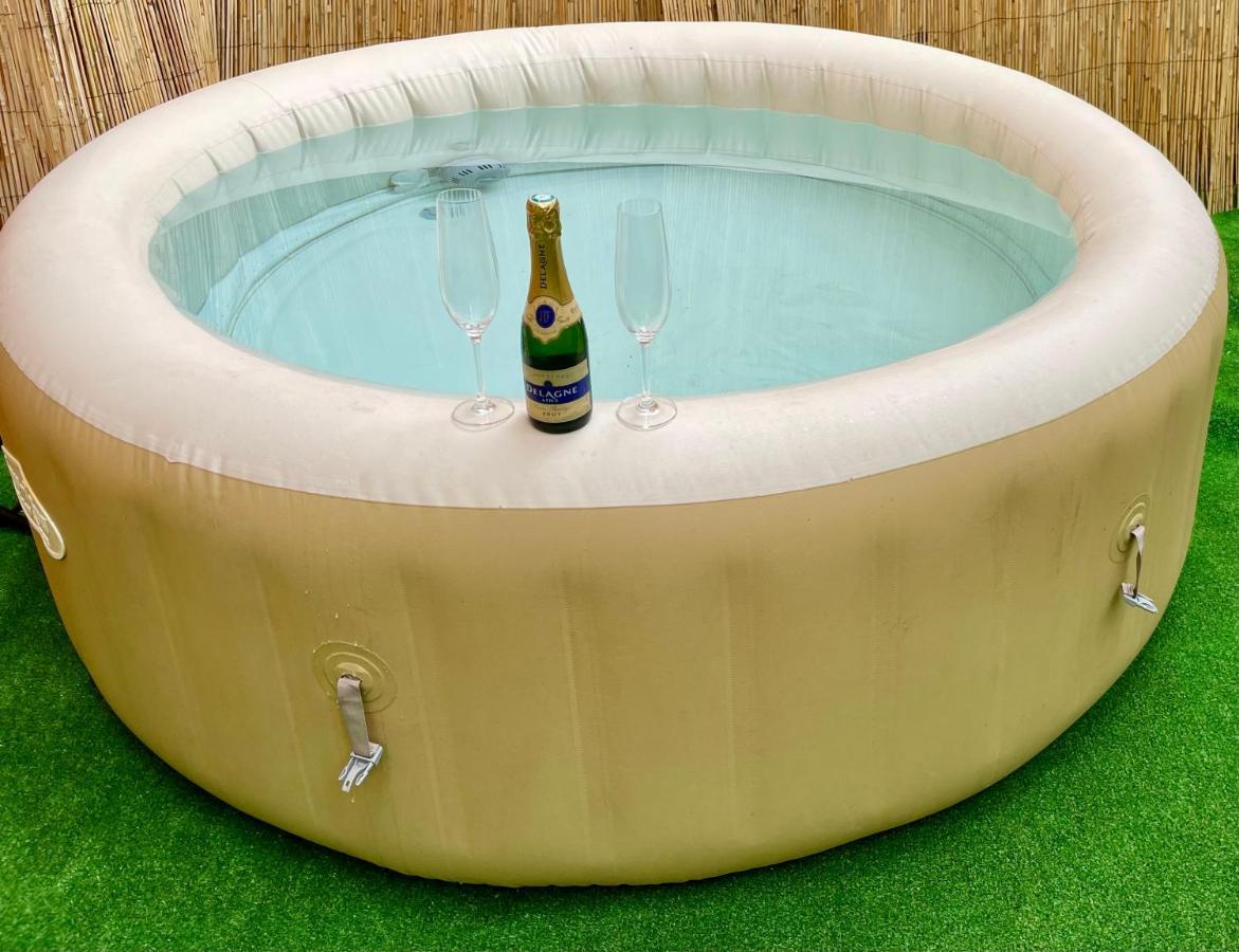 Nouveaute - L'Oasis - T3 - 70 M2 - Jacuzzi Saint-Denis Zewnętrze zdjęcie